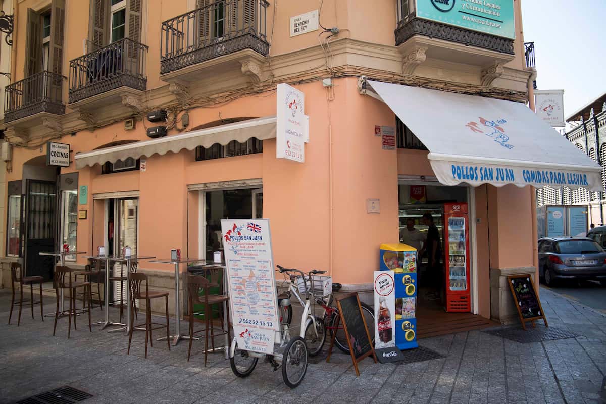 Tienda física de Pollos San Juan